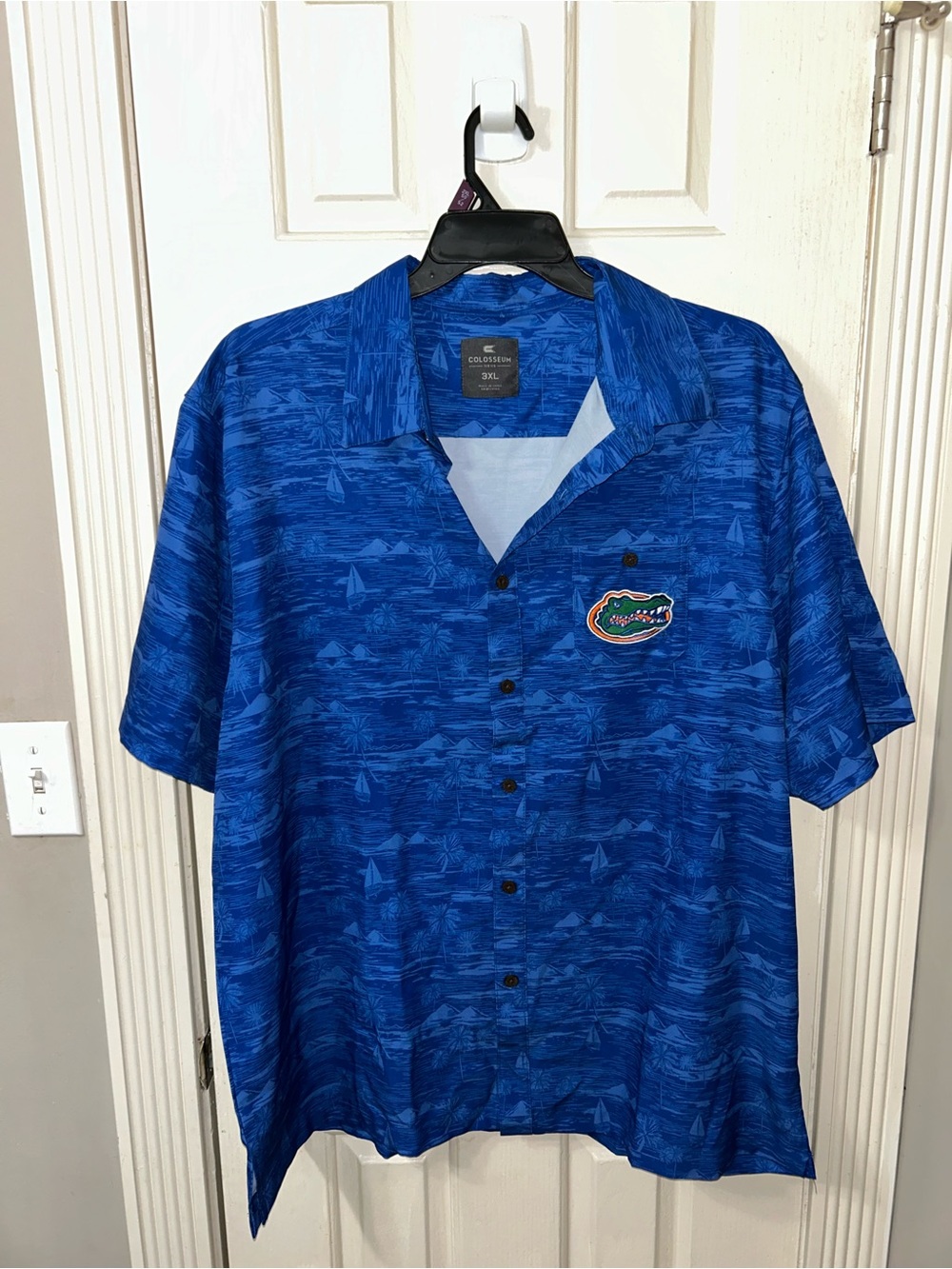 Colosseum Florida Gators Short-Sleeve Mens Button Up Shirt